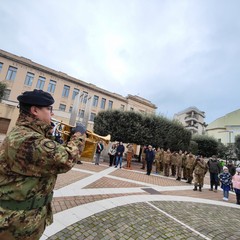 Spinazzola, omaggio della Brigata Pinerolo al Monumento ai Caduti