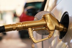 Quanto costa davvero un litro di benzina? La composizione del prezzo dei carburanti in Italia
