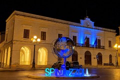 Spinazzola si illumina di blu per la Settimana Nazionale della Dislessia