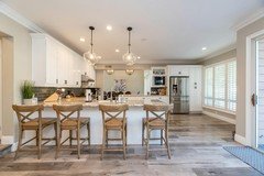 Sedie da cucina: guida alla scelta per comodità, stile e durata nel tempo