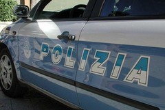 Blitz della polizia in un deposito di mezzi rubati, nei guai un 48enne residente a Spinazzola