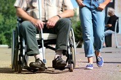 Disabili gravissimi e non autosufficienti, contributi prorogati a giugno