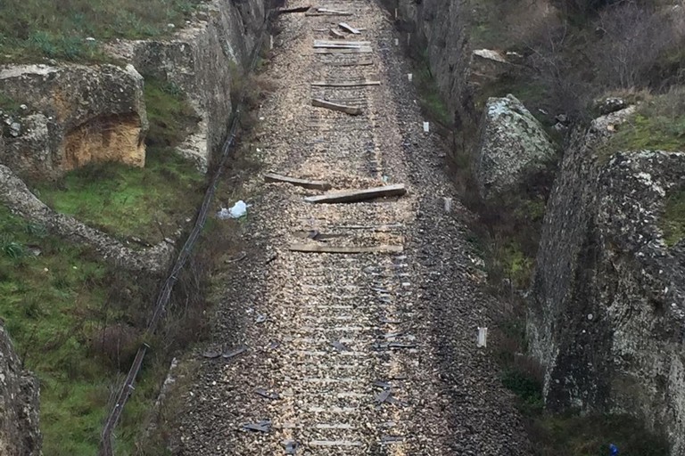 Furto sulla Gioia del Colle-Rocchetta Sant'Antonio