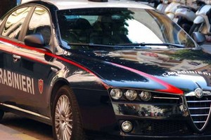 Carabinieri gazzella posto di blocco