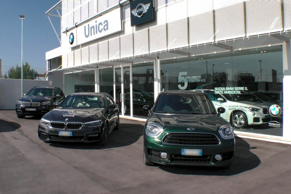 Concessionario Unica presenta BMW serie 5 e nuova MINI Countryman. <span>Foto Vincenzo Bisceglie</span>