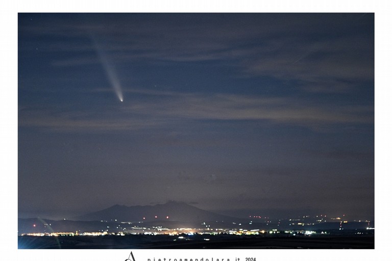 La "cometa del secolo" brilla nel cielo di Spinazzola